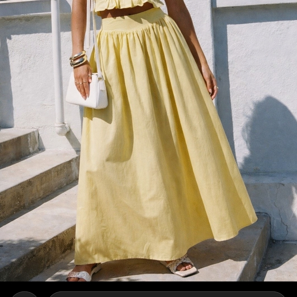 Princess Polly Soft Yellow Maxi Skirt with Gathered Waist Size 0